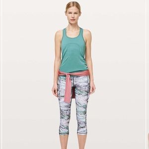 Lululemon Speed Up Crop *21"